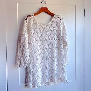 White crochet summer cover up/sweater oversized small/medium